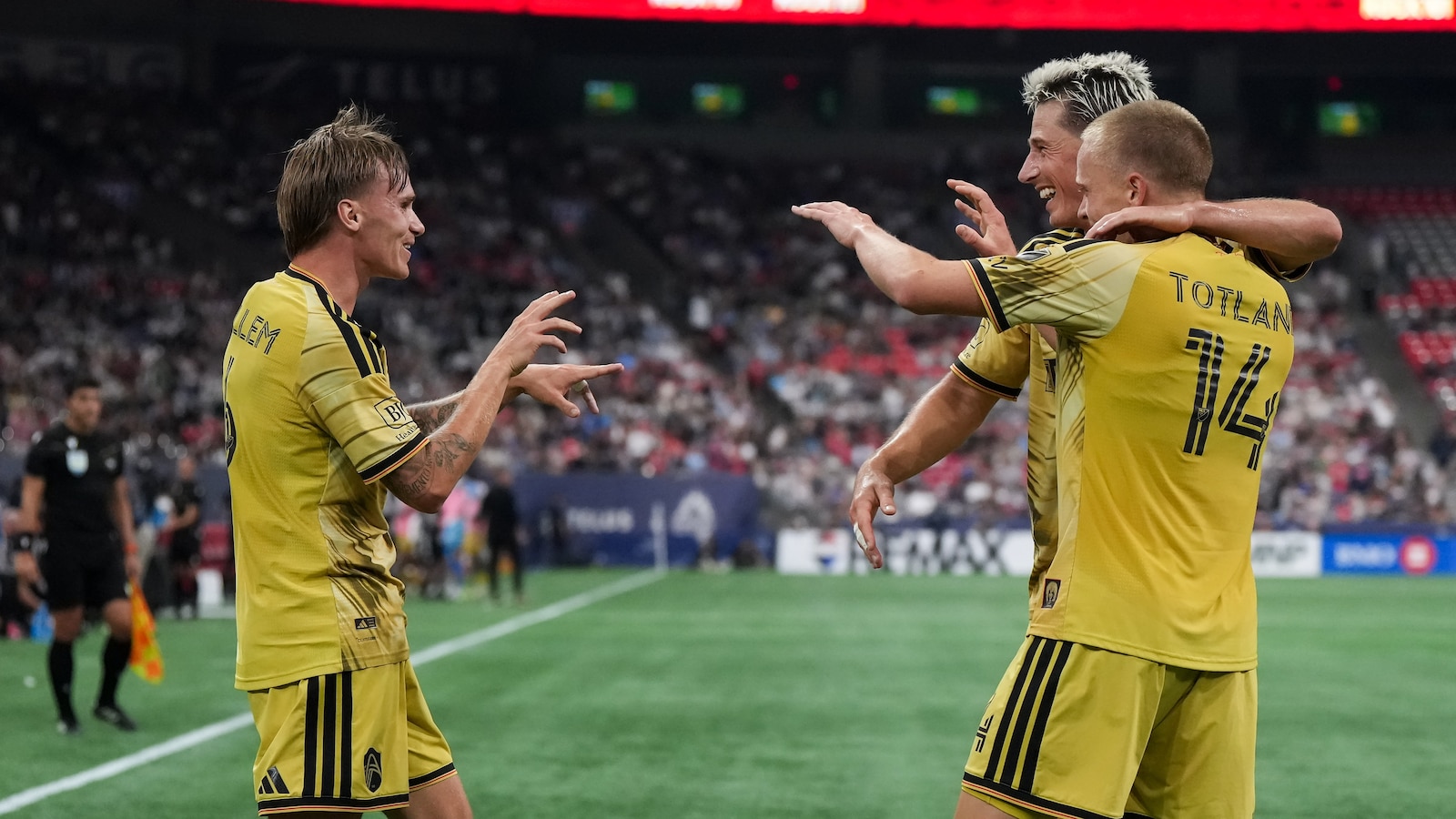 Totland and Wallem Strike in Quick Succession as St. Louis City Downs Whitecaps 3-1