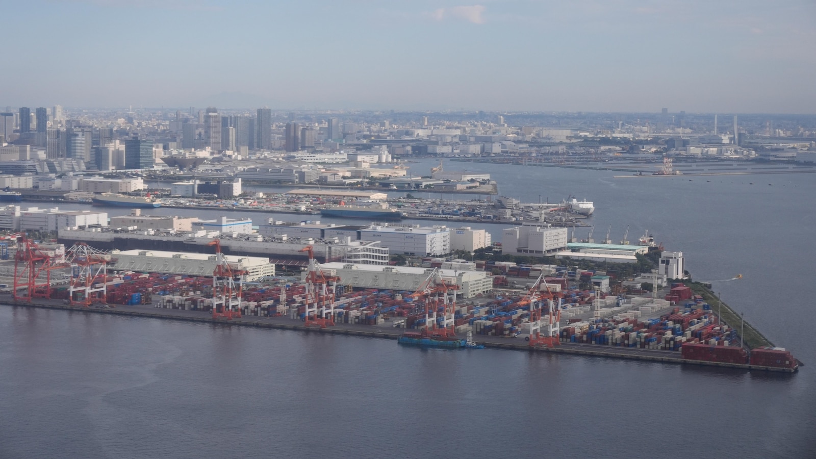 Япония регистрира 5-ти пореден годишен търговски дефицит