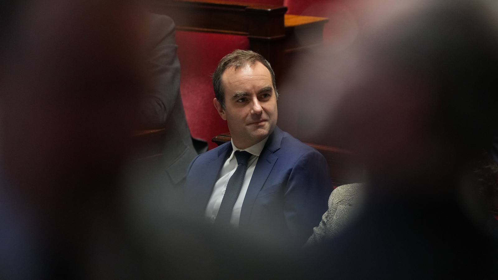 Френската президентска кампания се нажежава, тъй като студентските протести подхранват политически сблъсъци
