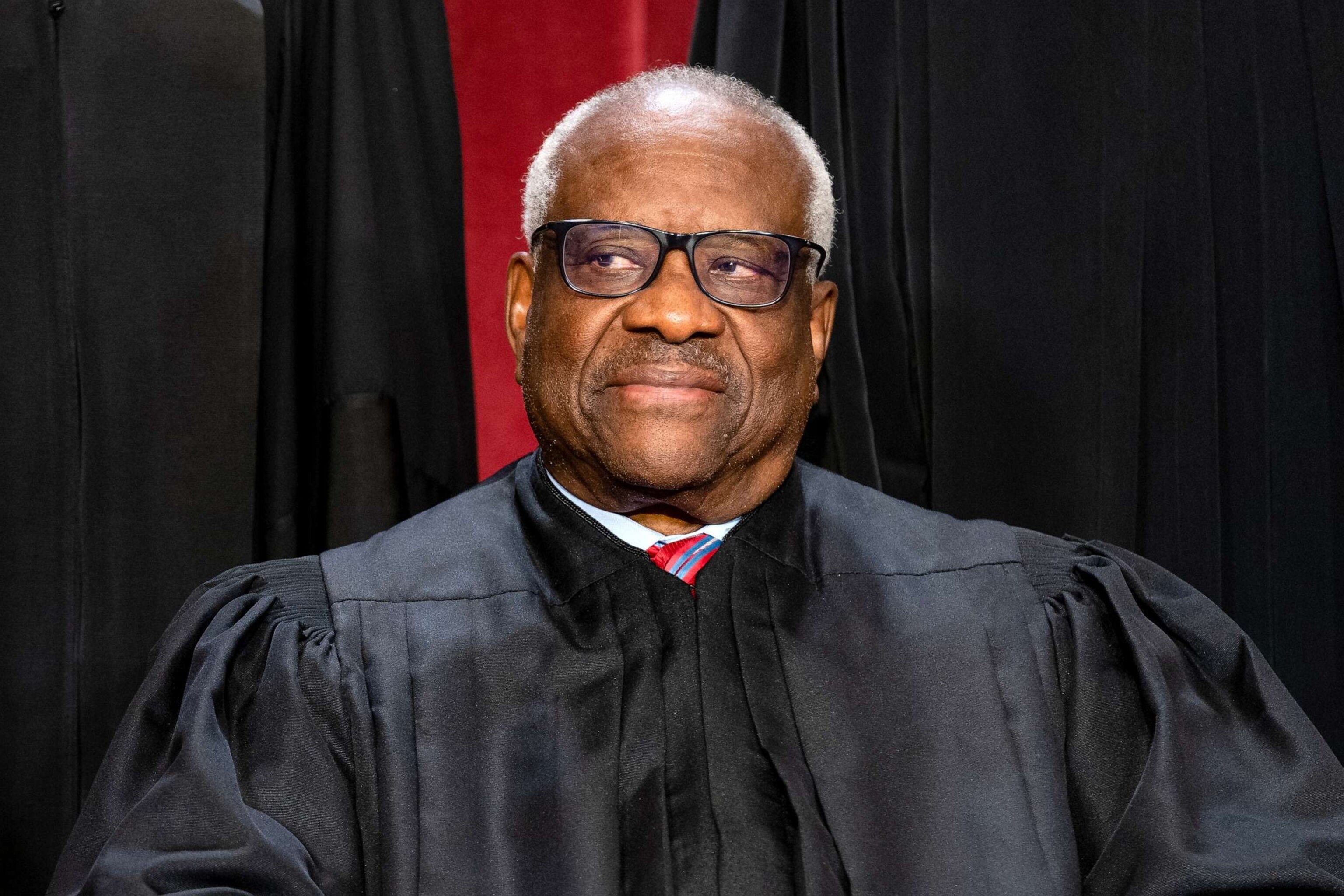 PHOTO: Associate Justice Clarence Thomas during the formal group photograph at the Supreme Court in Washington, DC, Oct. 7, 2022.