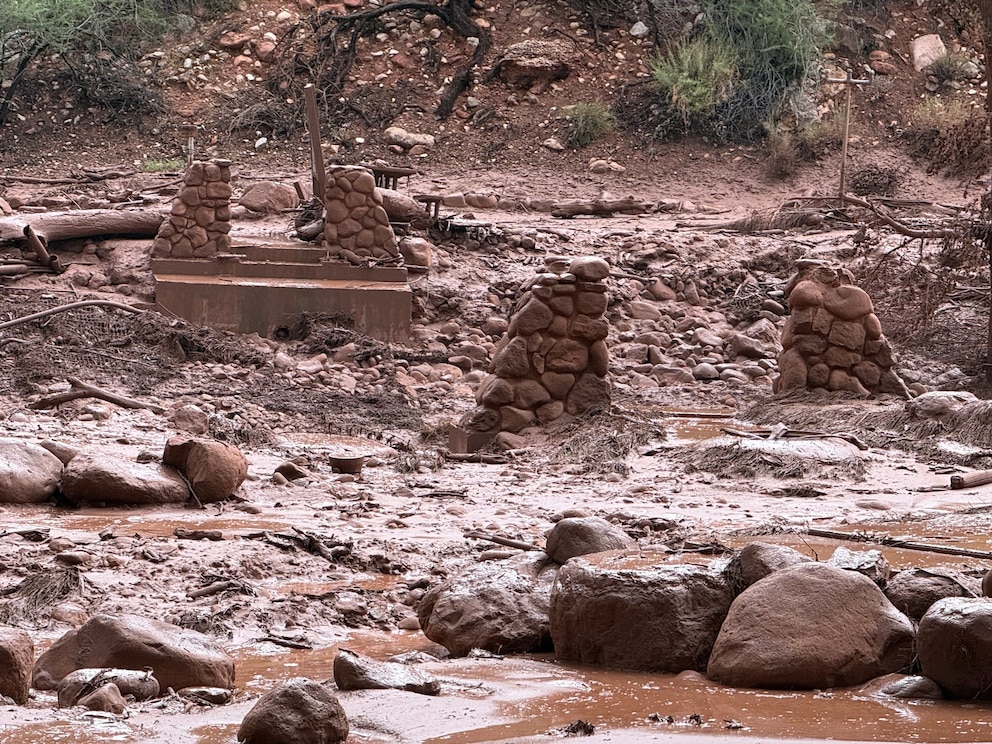 PHOTO: US-ENVIRONMENT-FLOODS-GRAND CANYON