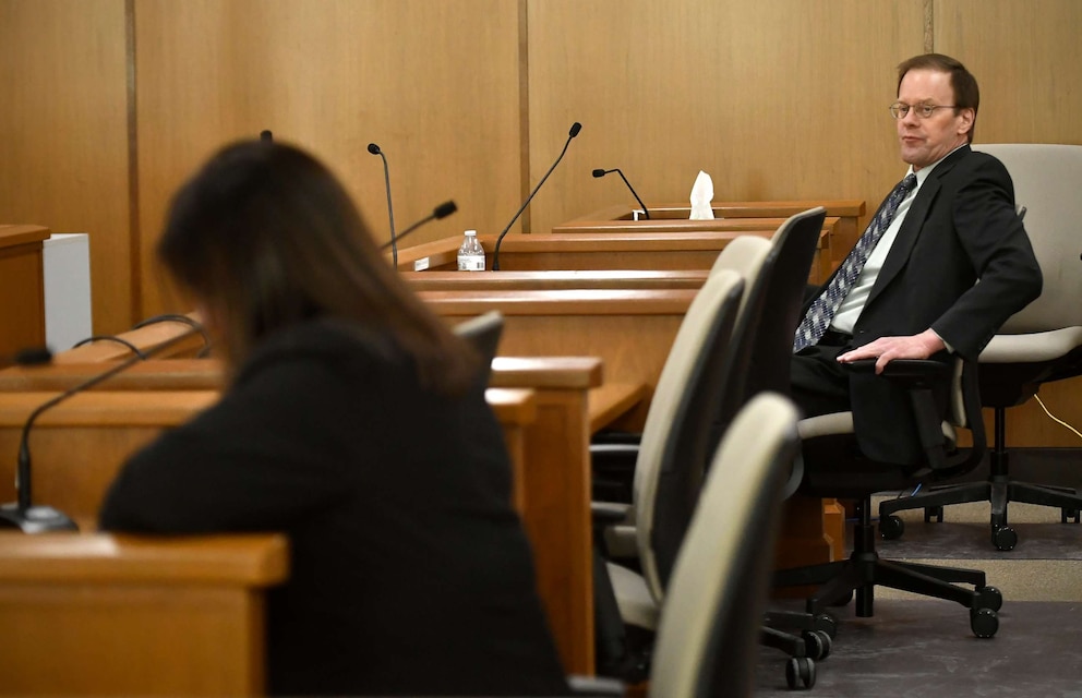 PHOTO: Mark Jensen, right, sits across the room from Deputy District Attorney Carli McNeill during his trial at the Kenosha County Courthouse in Kenosha, Wis., on Feb. 1, 2023.