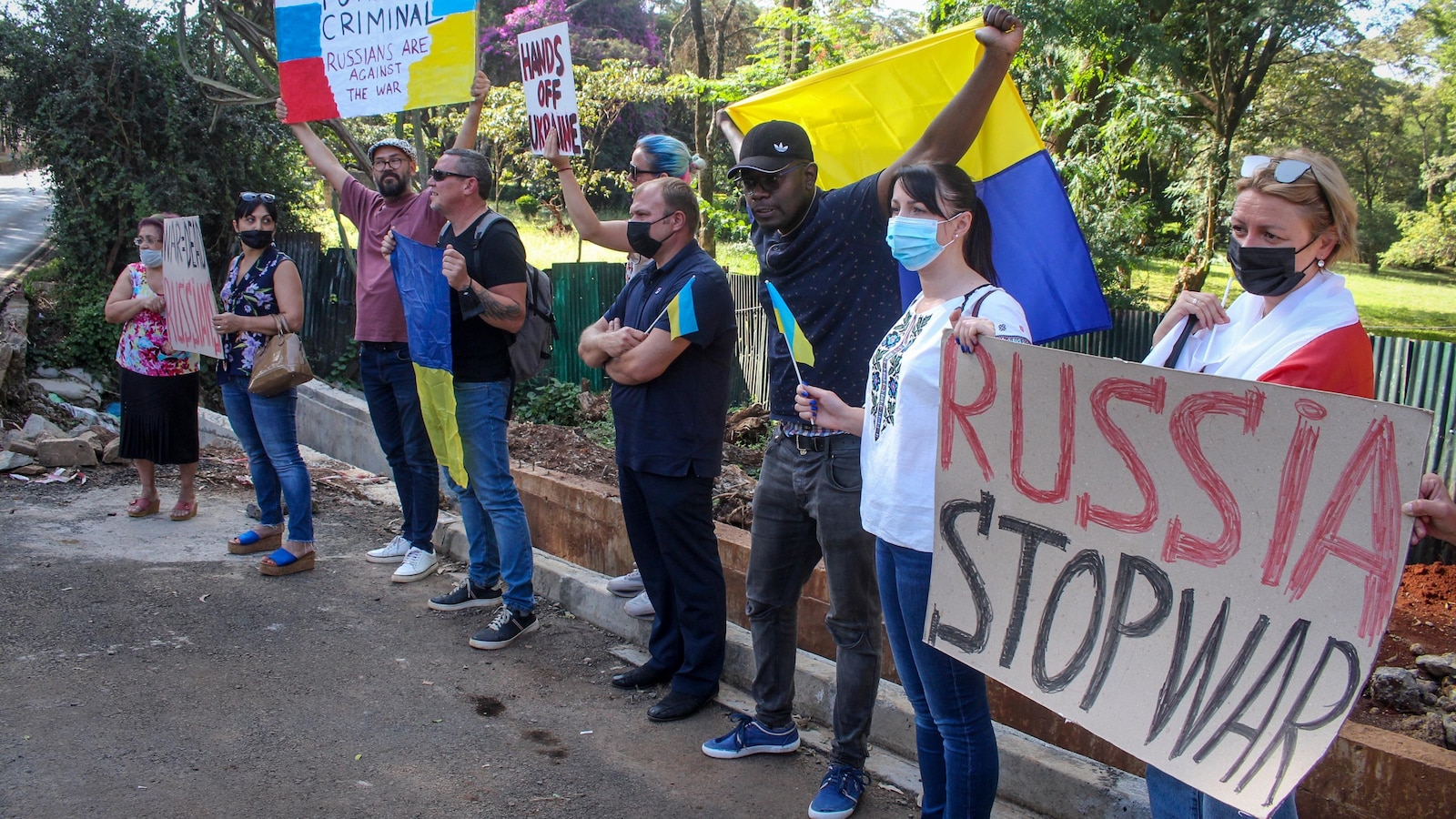 В доклад на разузнаването се казва, че 1000 кенийци са били вербувани да се бият за Русия в Украйна