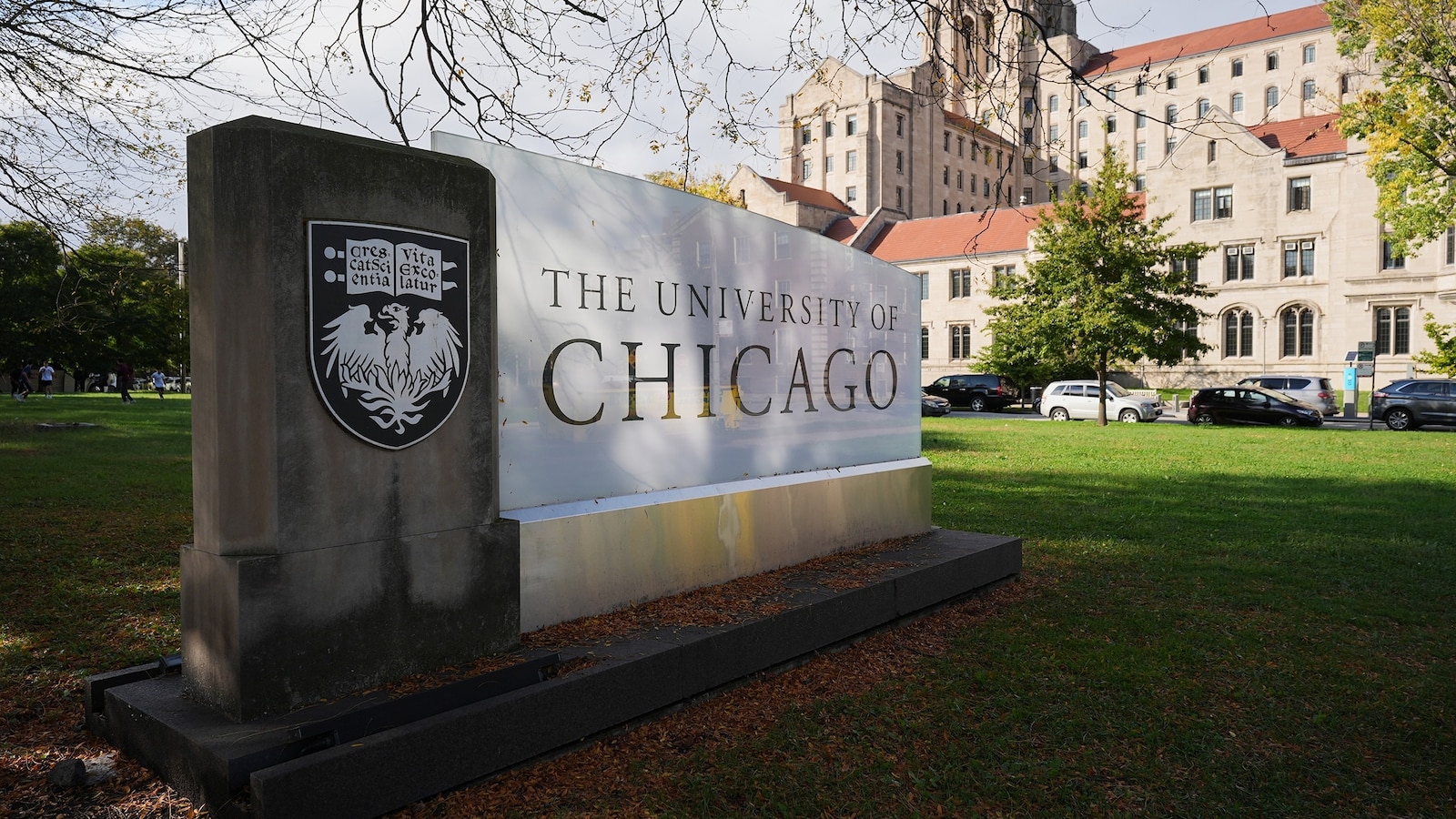 Teen's alleged rape at frat near Univ. of Chicago follows prior incidents: Lawsuit