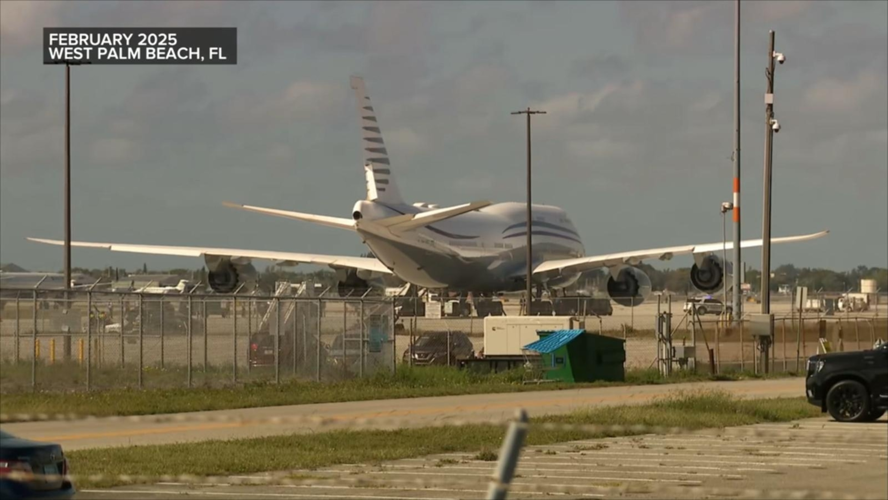 Video Trump gifted luxury plane ahead of Middle East trip - ABC News