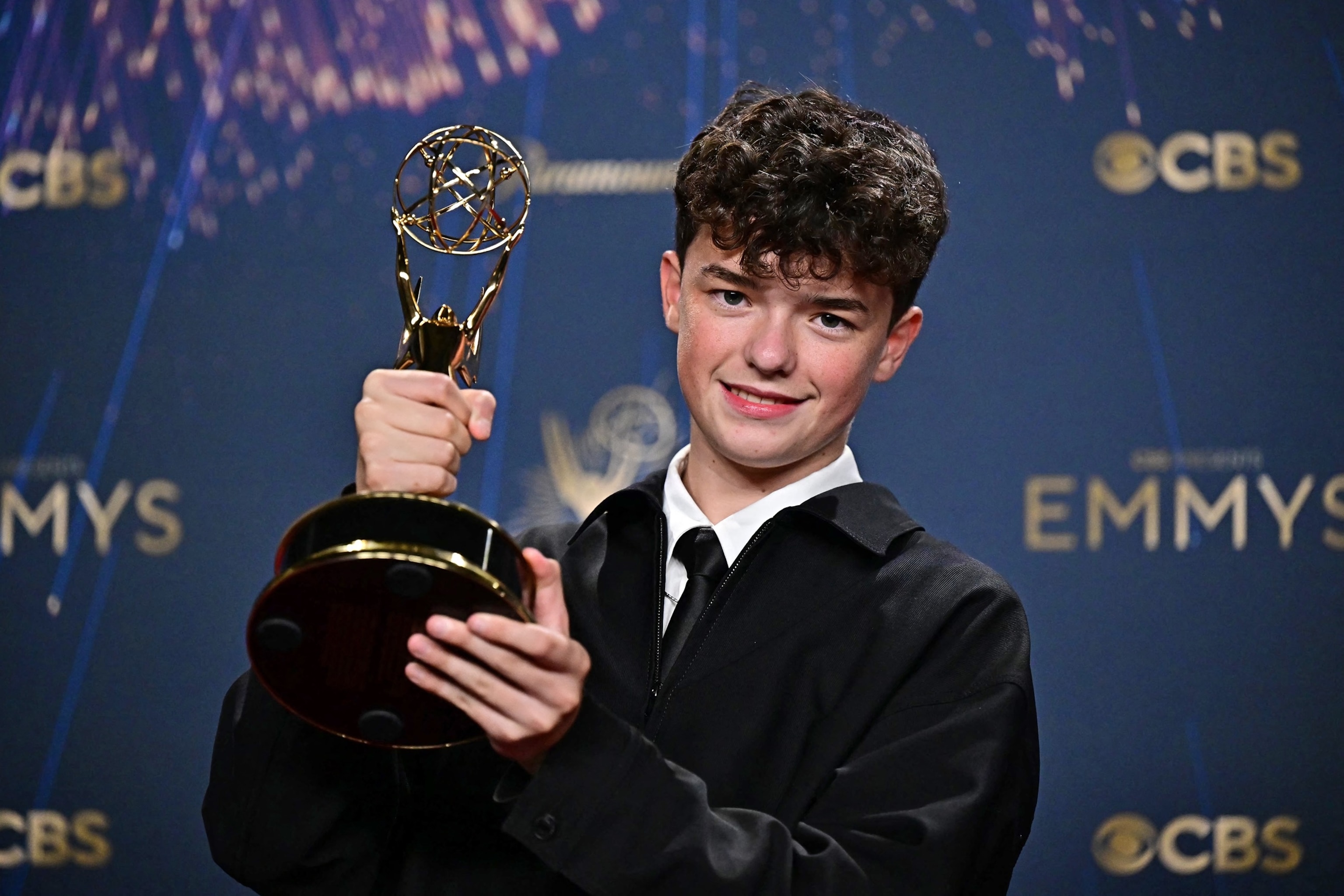 Owen Cooper Raih Penghargaan Emmy untuk Pemeran Pendukung Terbaik di Serial 'Adolescence'