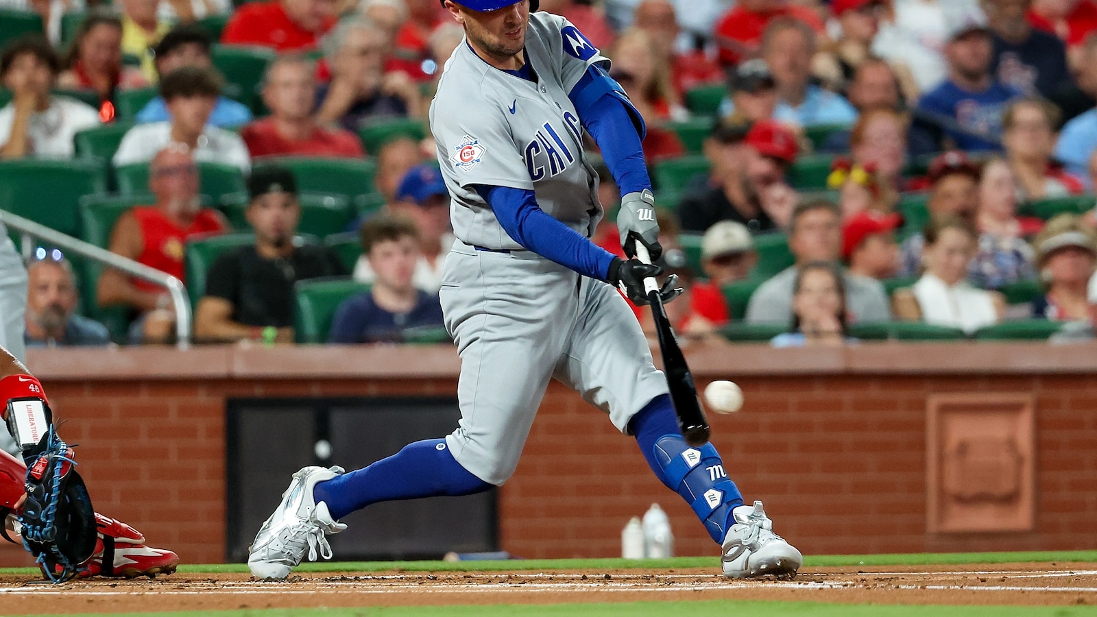 Bregman's Four-Hit Night Powers Cubs Past Cardinals 7-3