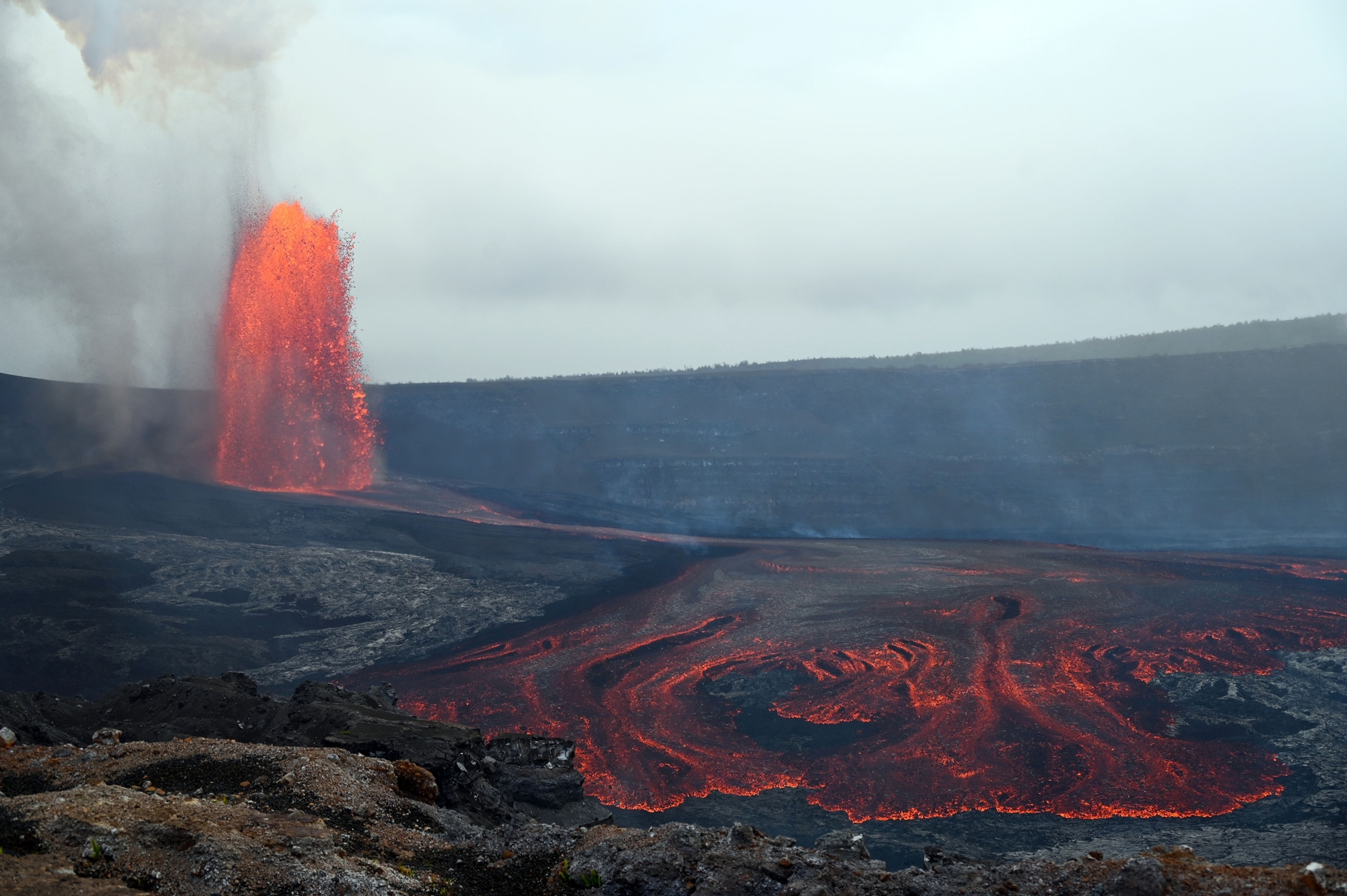 PHOTO: The lava fountain erupted by the north vent during episode 47 on May 14, 2026, reached about 650 feet (200 m) in height.