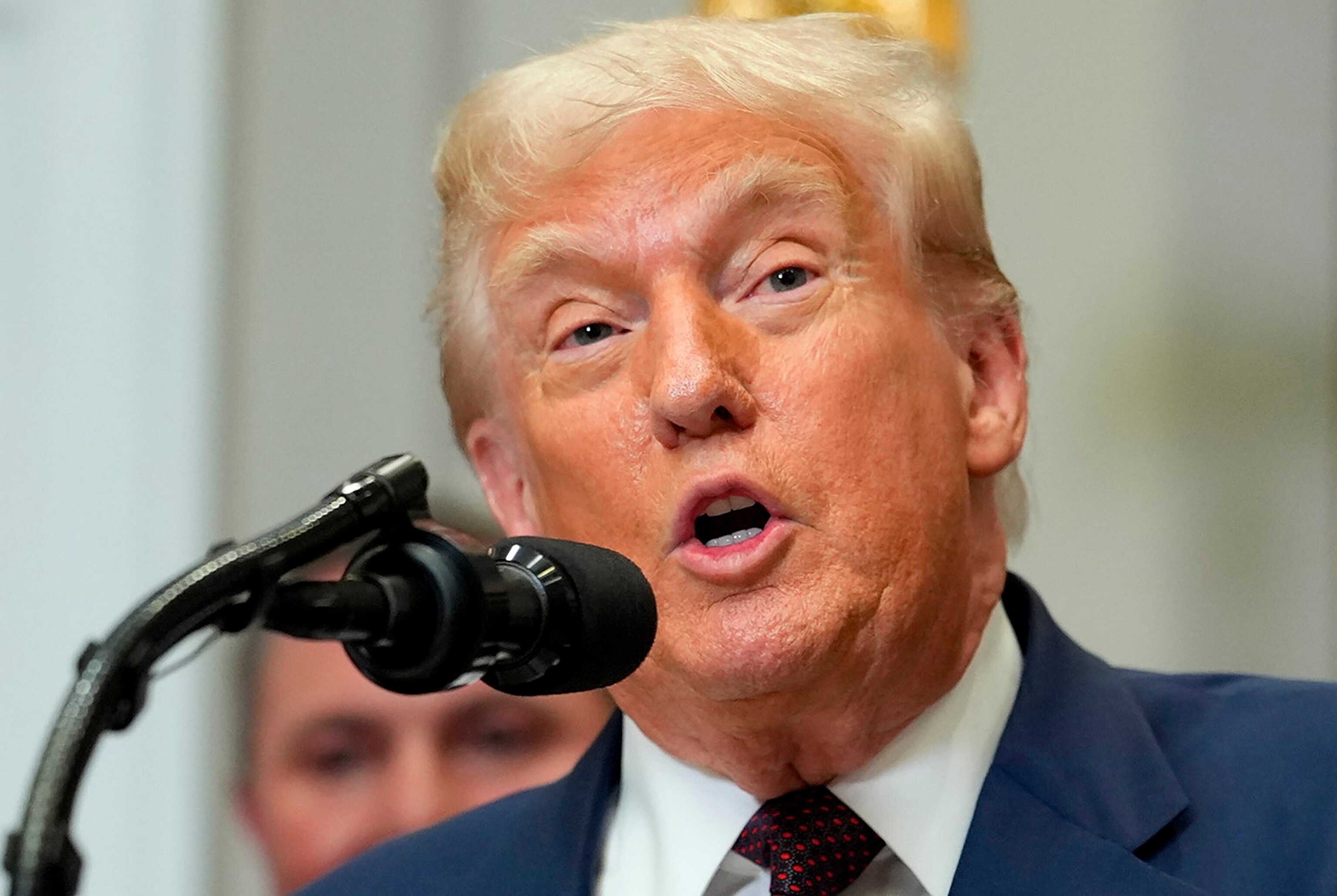 Trump admin live updates: Trump says US, Mexico have agreed to extend their  current tariff agreement for 90 days - ABC News