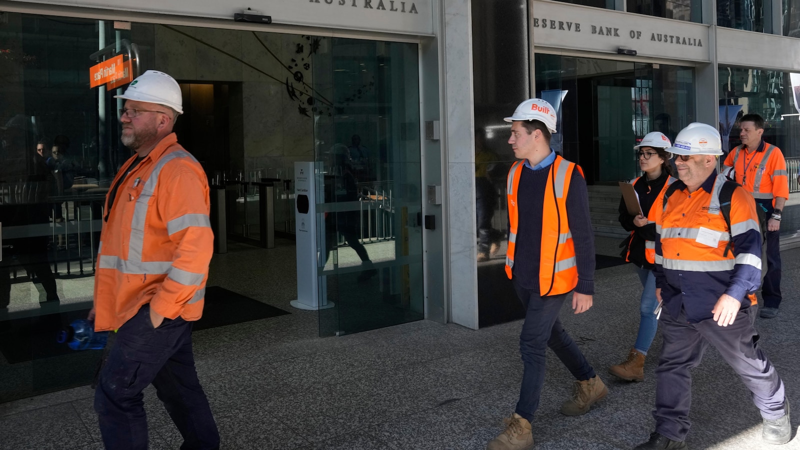 Австралийската централна банка повиши лихвения процент до 3,85% след 3 намаления