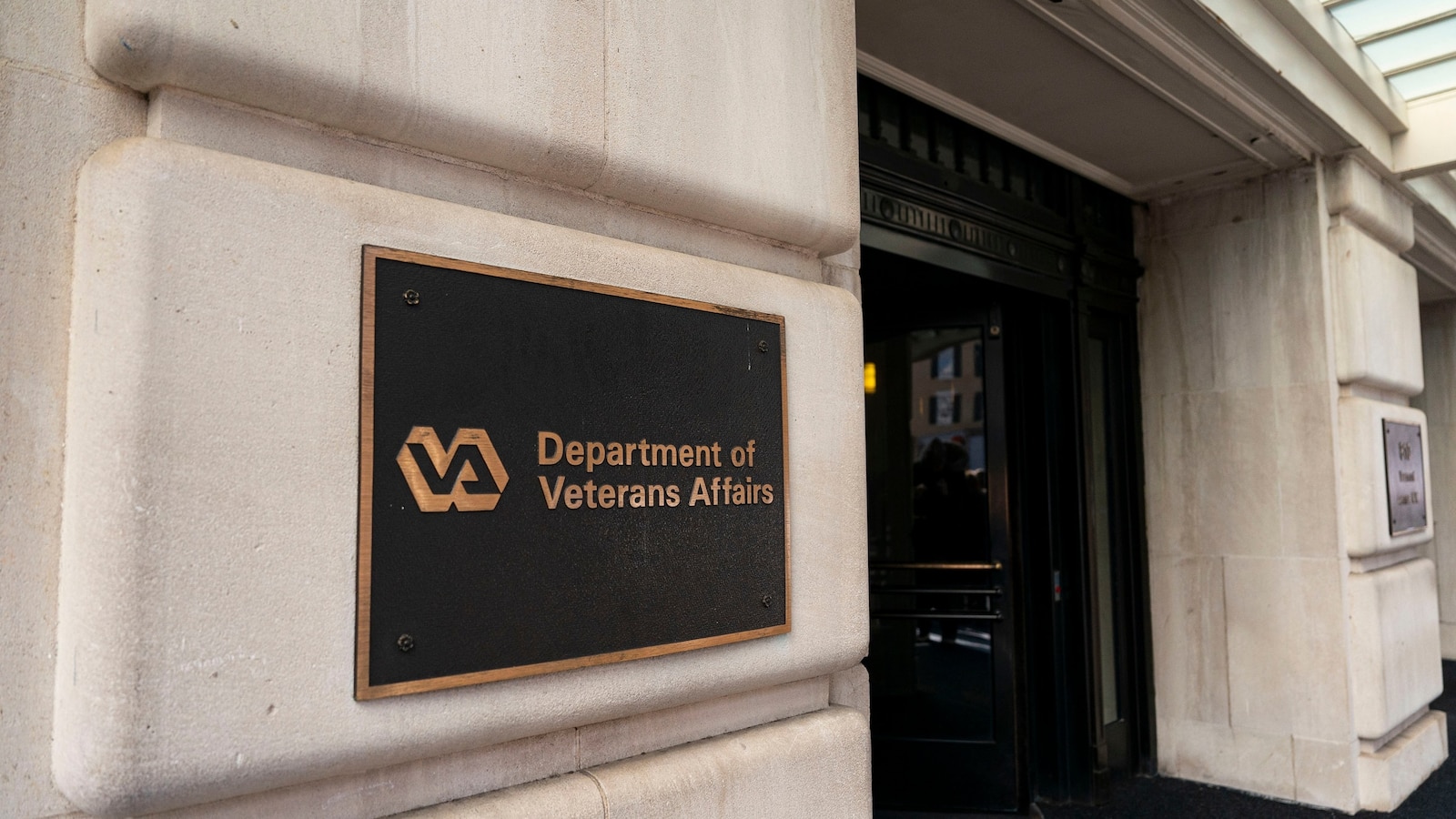 Democrats sound alarm on VA policy that could reduce medical benefits for veterans