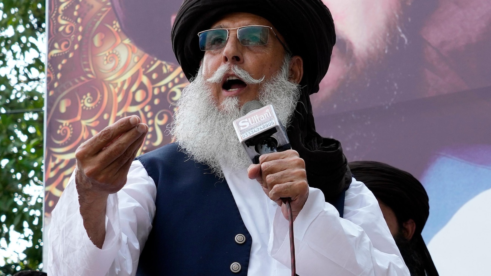 Пакистански служители казват че съд за борба с тероризма е