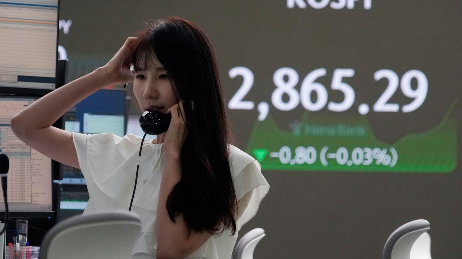  Stock market today: Asian stocks slip, while Australian index tracks Wall St rally to hit record