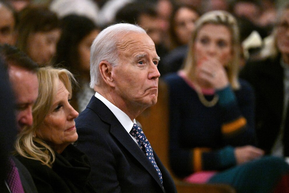 PHOTO: President Biden and the First Lady, alongside the Governor of Louisiana Jeff Landry, attend an interfaith prayer service for the victims of the attack in New Orleans, at the Cathedral-Basilica of Saint Louis, King of France, on Jan. 6, 2025.