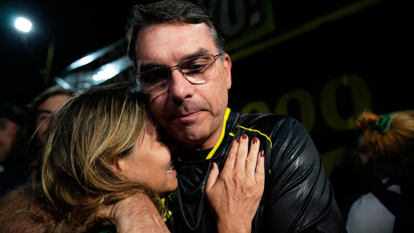 Бразилският президент Болсонаро ще се срещне със съдия ден след ранния си арест