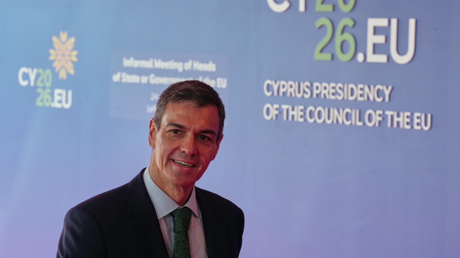 Sánchez sidesteps a Spain-US dispute at NATO, brushing off reported Pentagon email