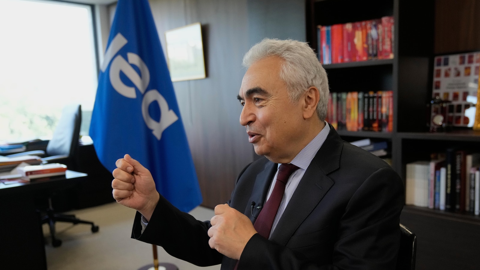 IEA Reports Europe Has Six Weeks of Jet Fuel Left Amid Supply Disruptions