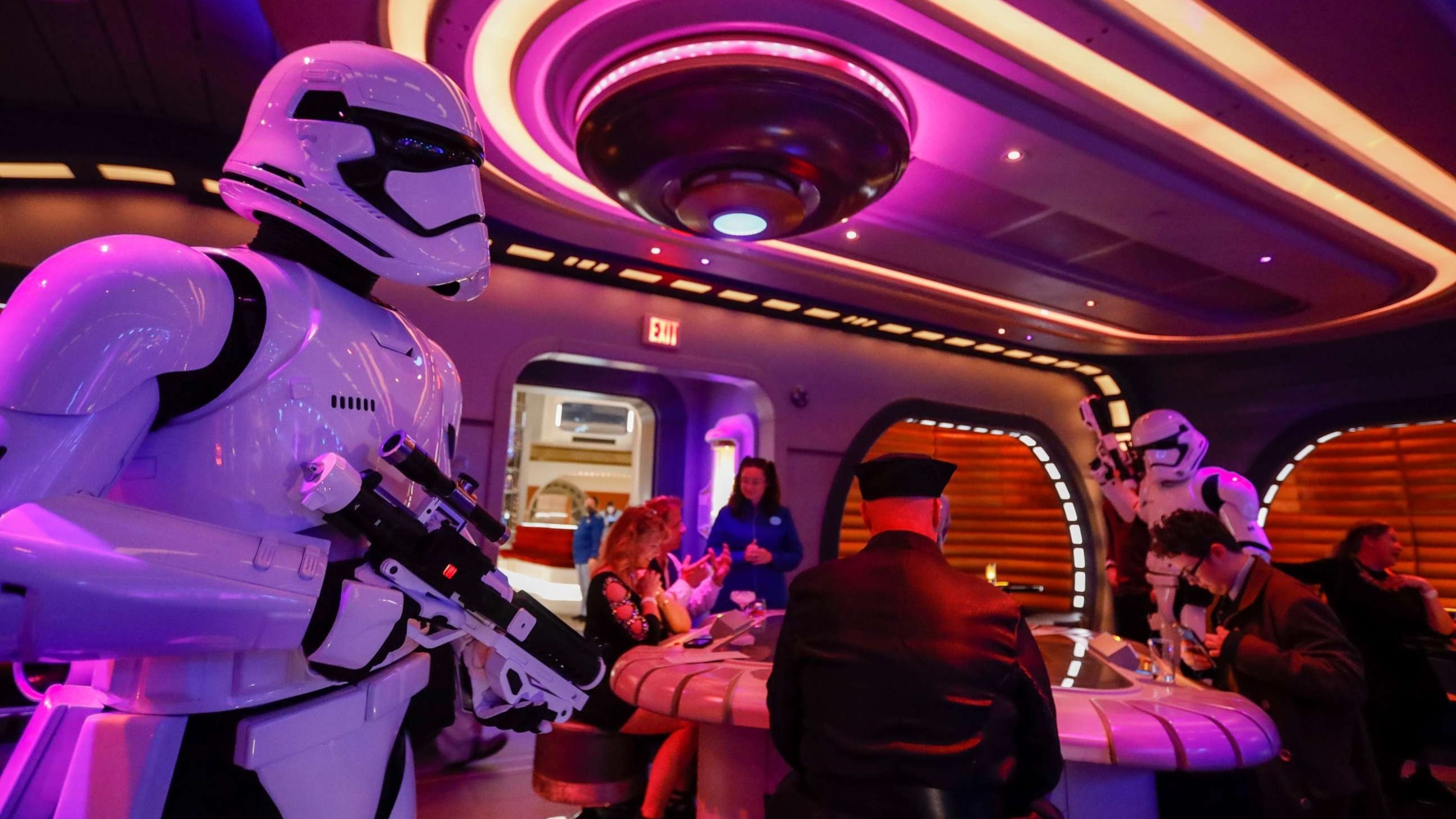 Star Wars: Galactic Starcruiser experience closing this fall at