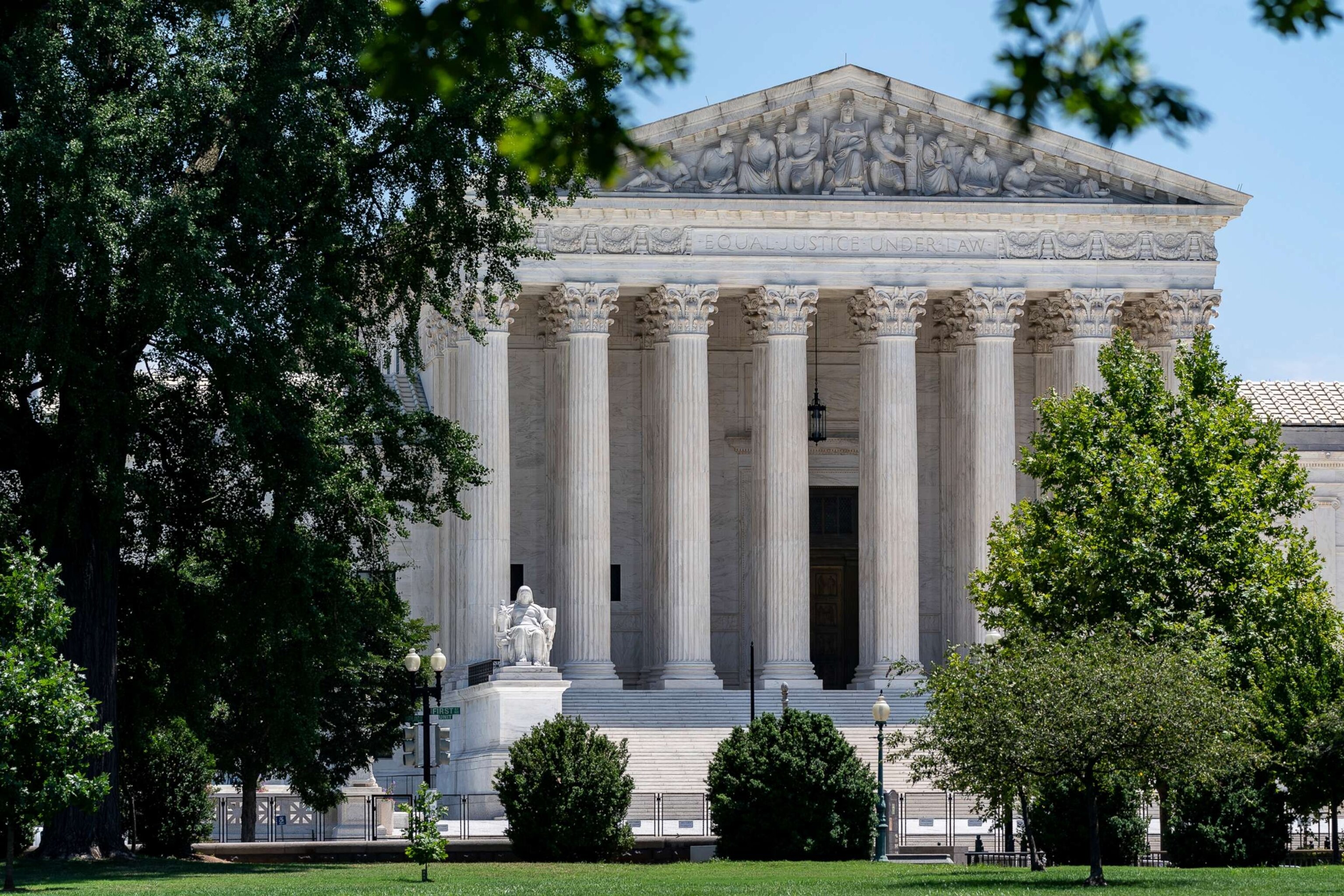 PHOTO: The Supreme Court is seen on Capitol Hill in Washington, July 14, 2022. 