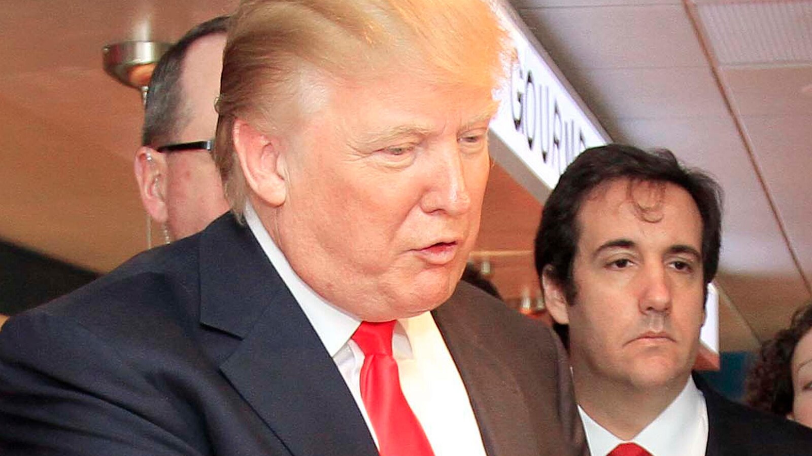  Trump trial arrives at a pivotal moment: Star witness Michael Cohen is poised to take the stand