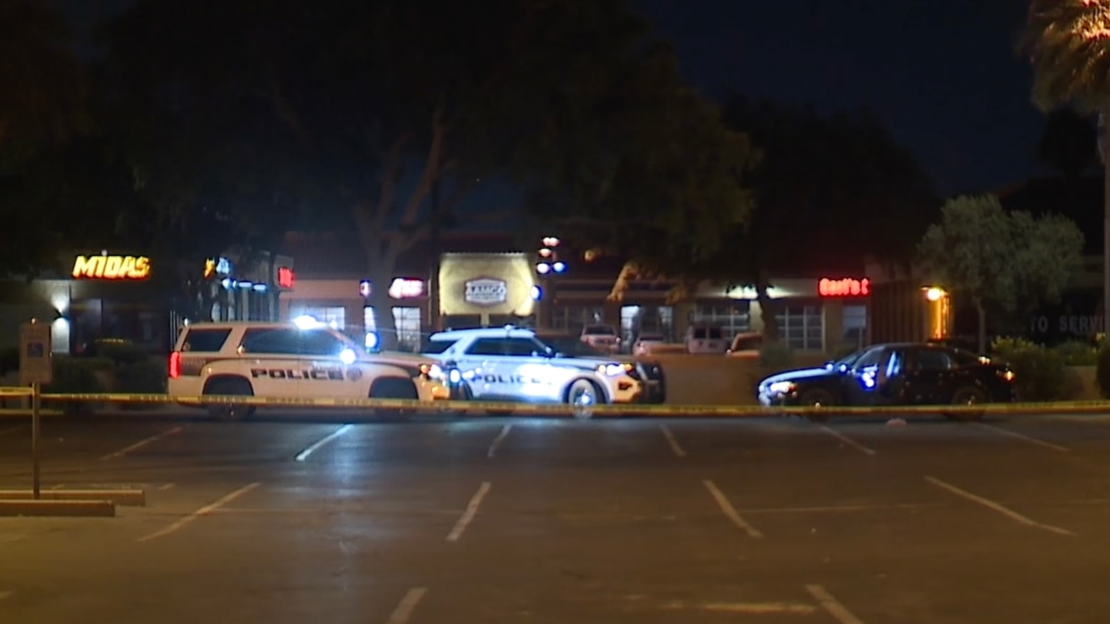 Mom kills 2 children after shooting at husband, other woman at bar in murder-suicide: Police