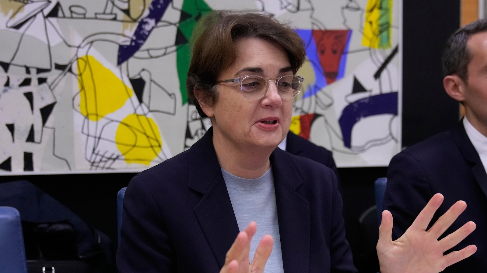 Louvre gaat nieuwe camera’s en anti-inbraaksystemen opzetten na de overval op kroonjuwelen