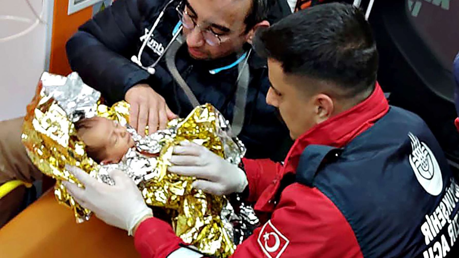 10-day-old baby boy rescued from rubble of Turkey earthquake after 90 ...