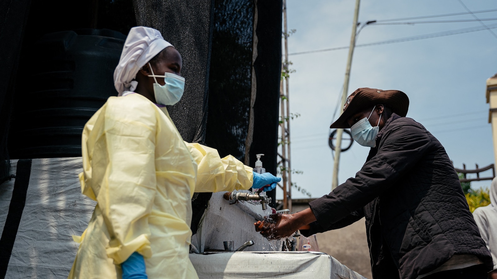 Ebola outbreak sees 136 suspected deaths in DRC, officials say