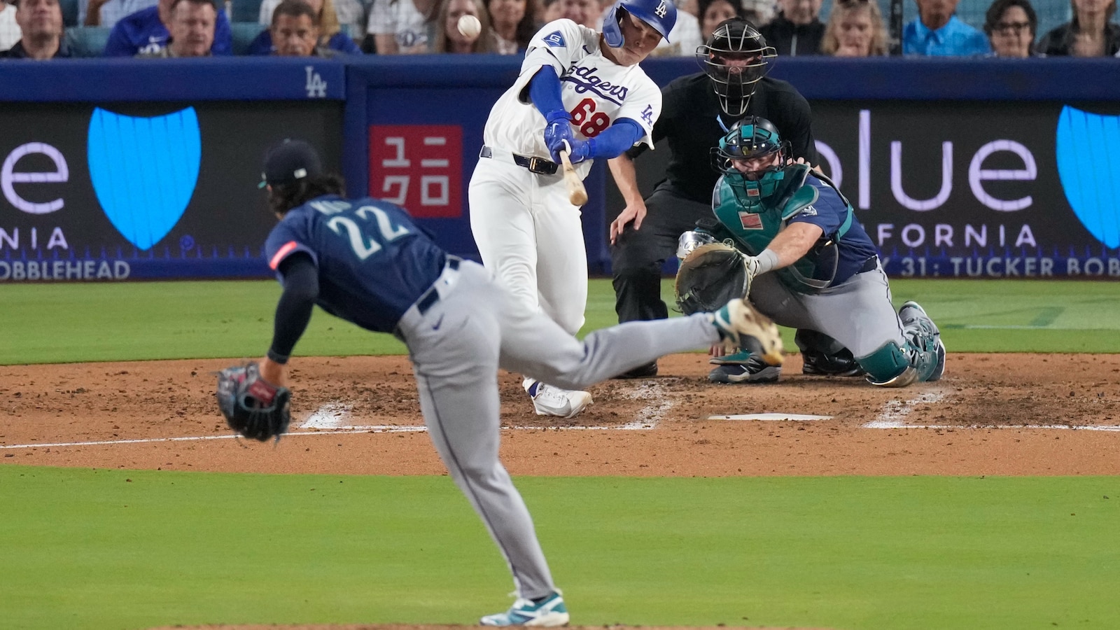 Rushing and Hernández go deep as the Dodgers beat the Mariners 6-2
