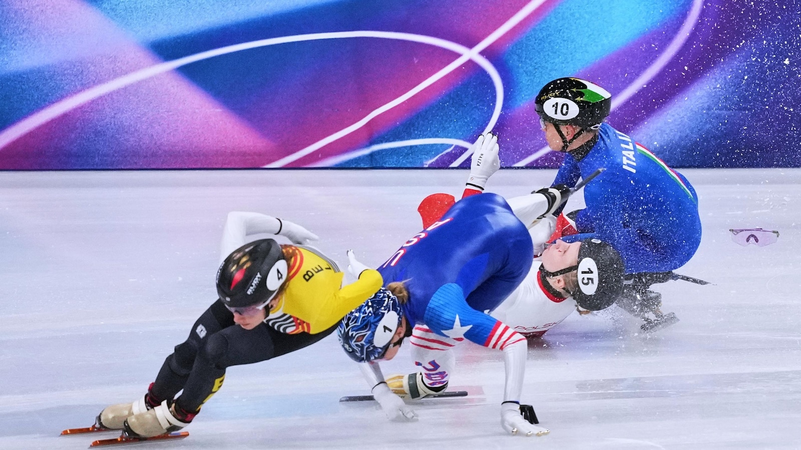 Article image for: Sellier stretchered off after opponent's blade slices near her eye in Olympic 1500