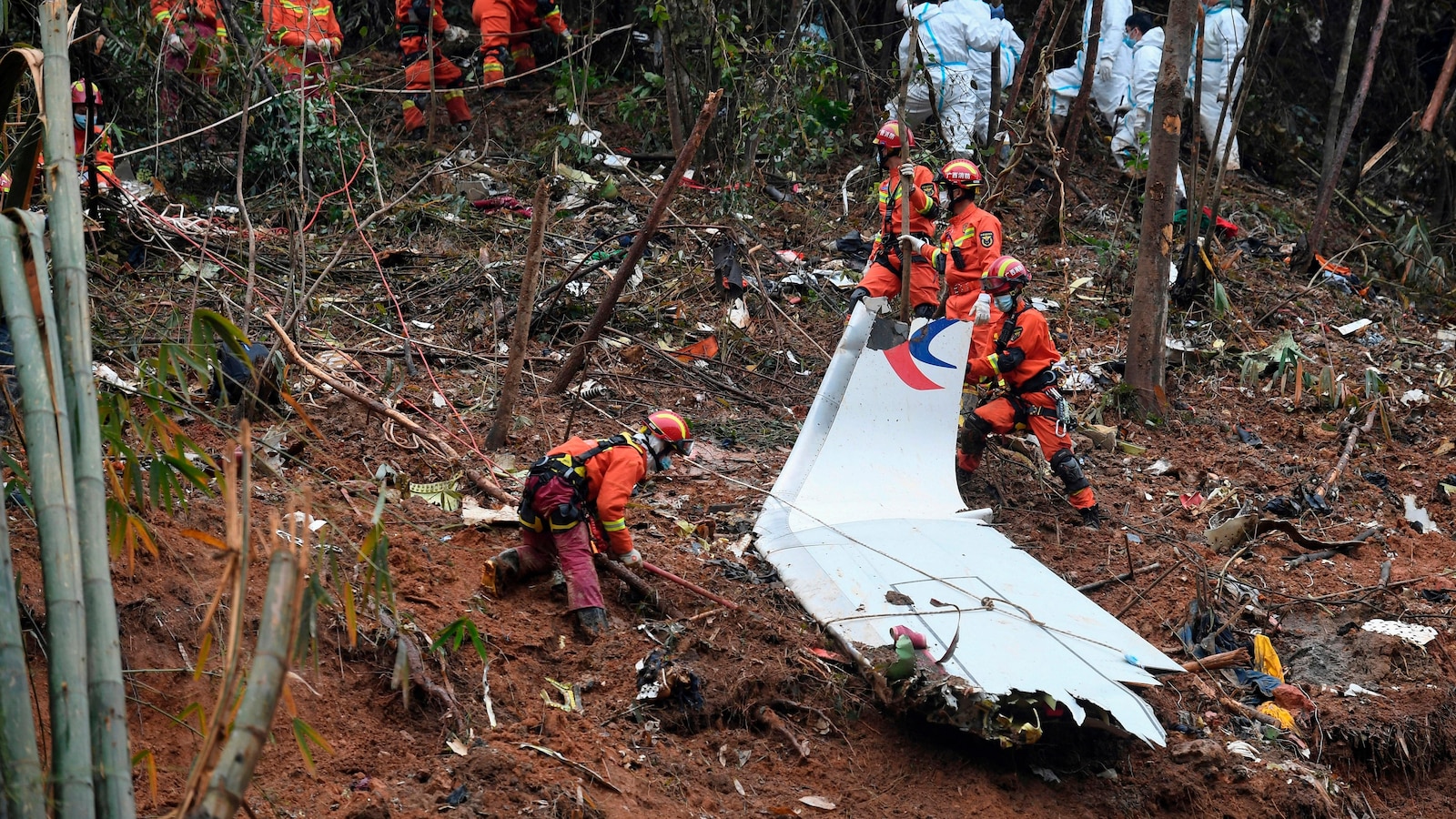  New data on 2022 China plane crash suggests cockpit struggle and fuel cut