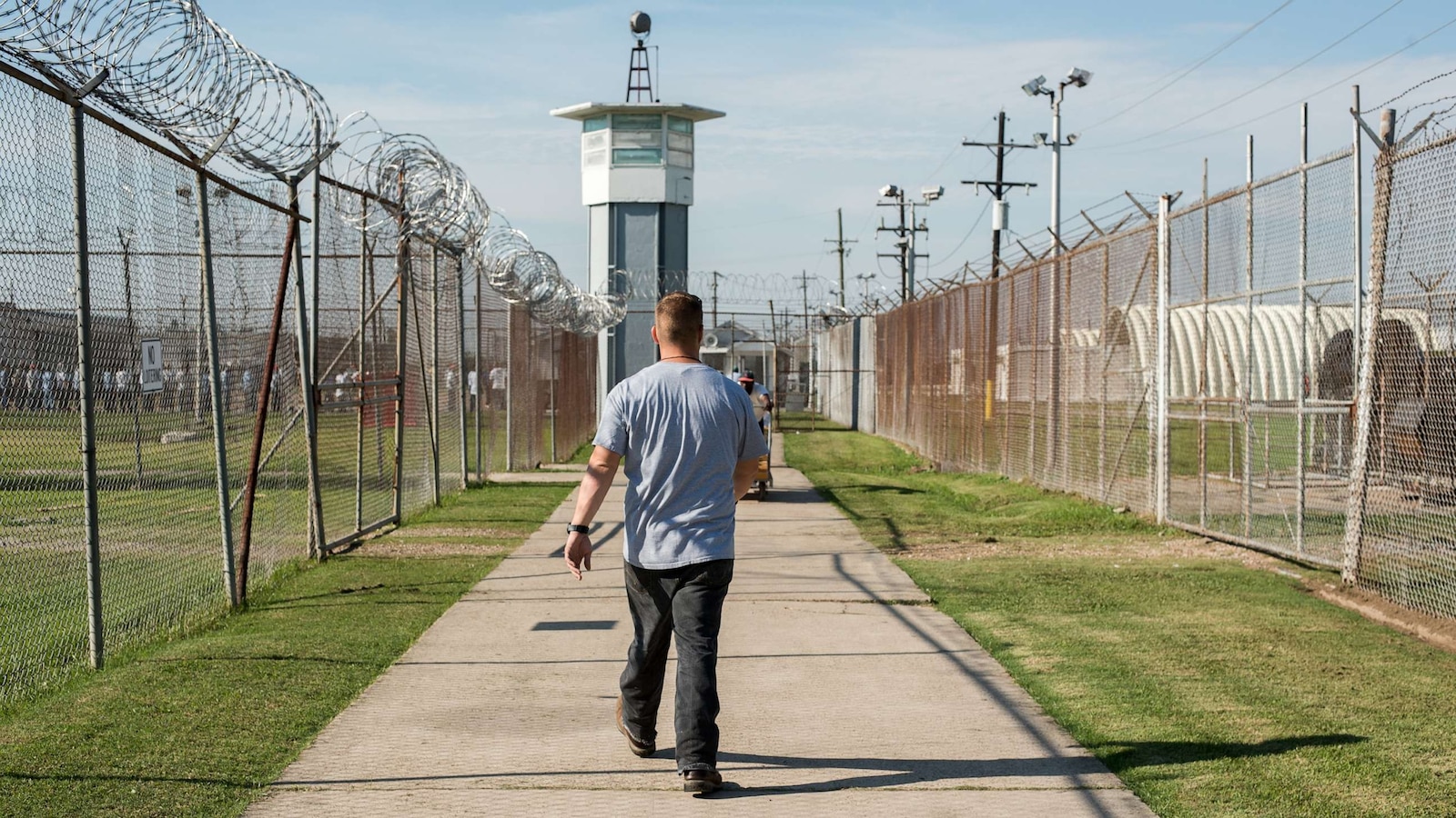 Nearly 27 of inmates in Louisiana custody were held past release dates