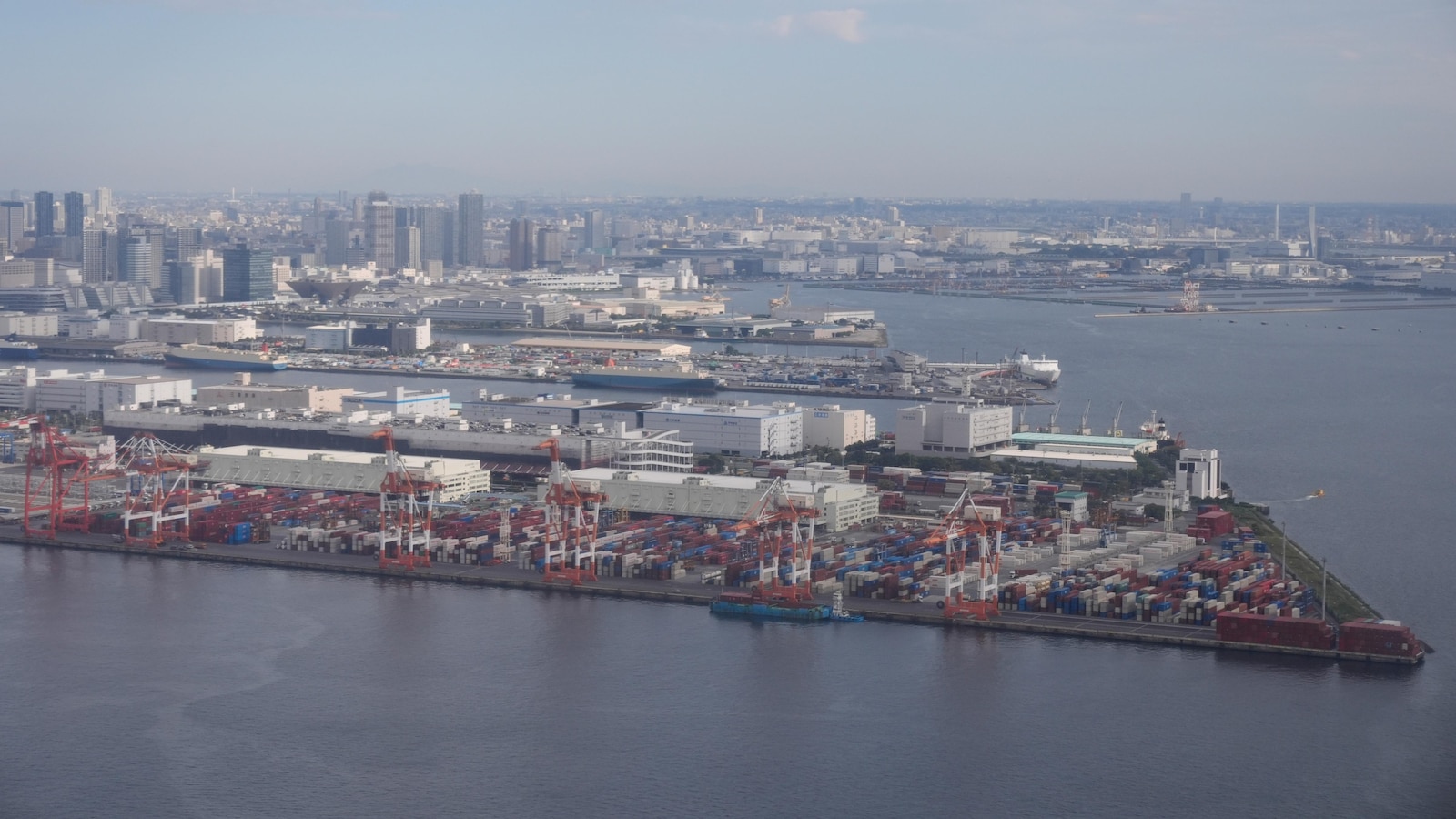 Япония преразглежда икономическите данни, за да покаже по-голямо свиване през периода юли-септември