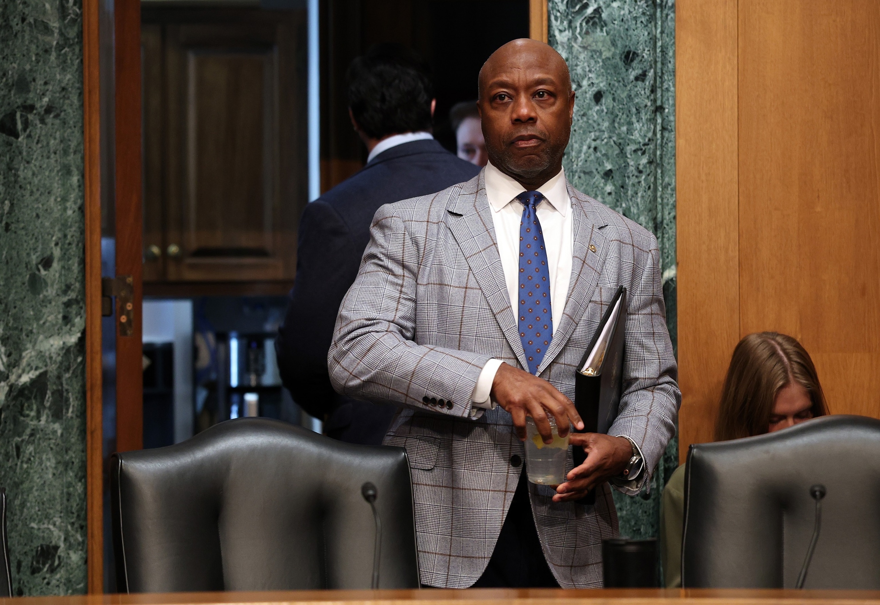 FOTO: Sekretaris Bessent Menyampaikan Laporan Tahunan Dewan Pengawas Stabilitas Keuangan