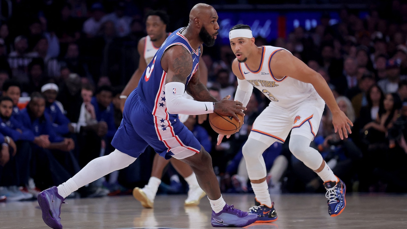 LeBron James debuts as a Philadelphia 76ers against New York Knicks ...