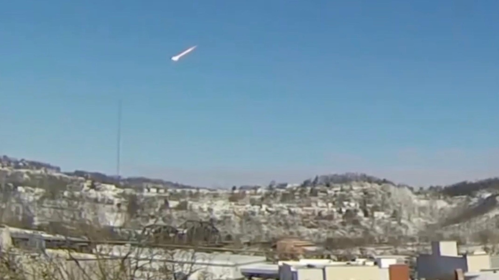 Meteorite hunters scour Ohio for fragments of 7-ton space rock that crashed into Earth