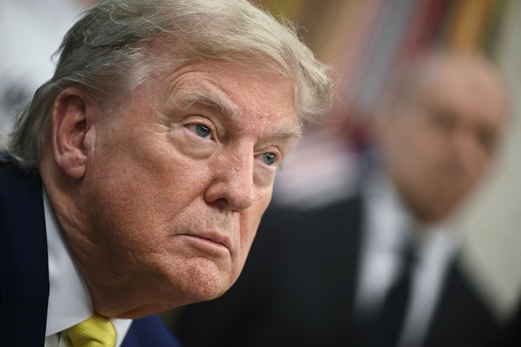 Trump faces mounting pressure at home and abroad as he weighs options on Iran - ABC News