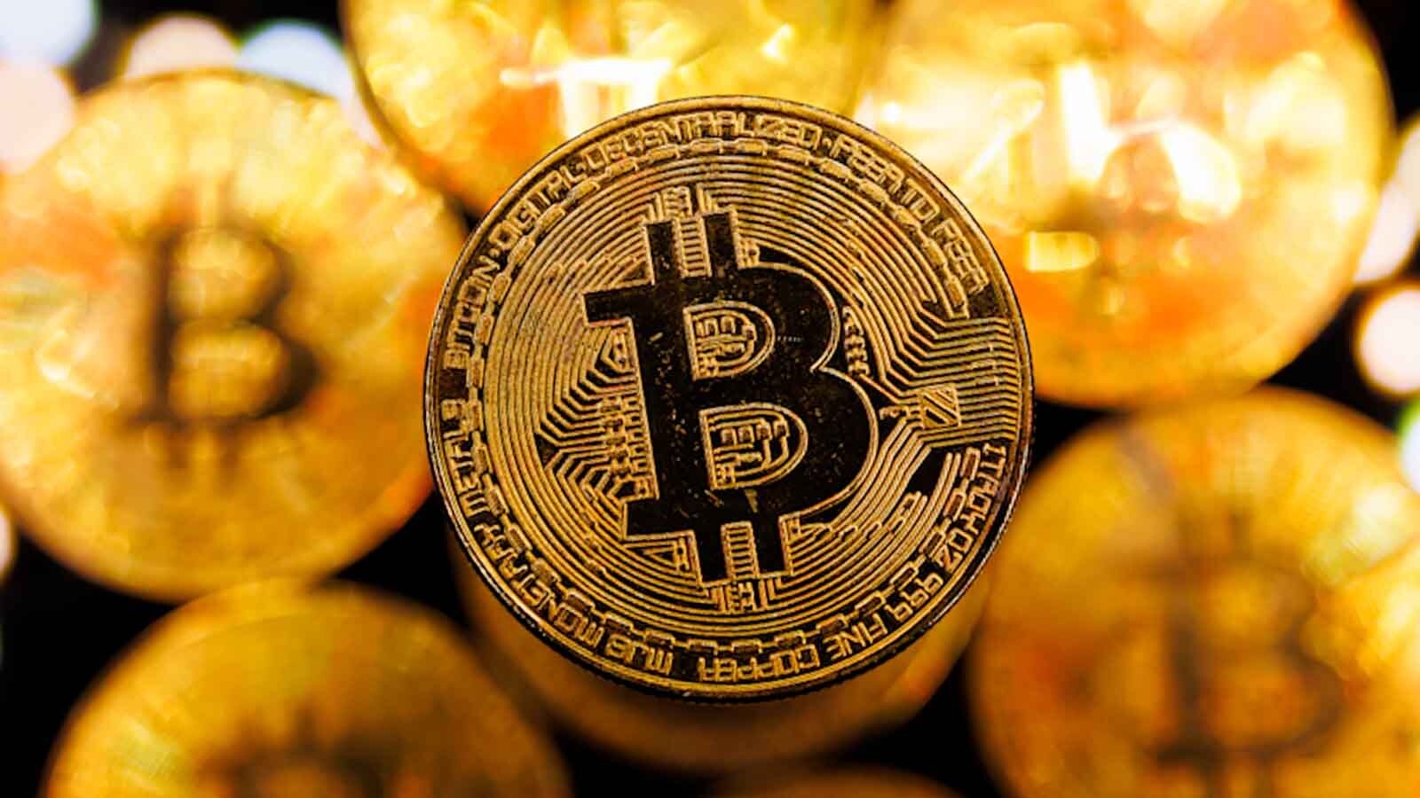 Bitcoin price falls, losing gains made under Trump