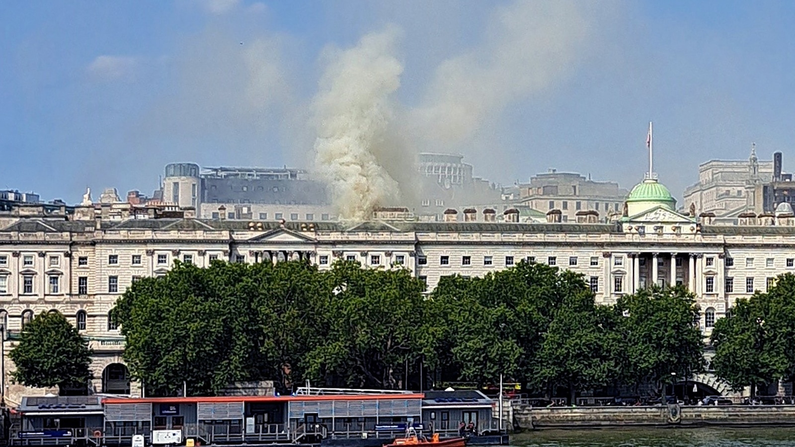 Fire breaks out at London’s Somerset House, home to priceless works by Van Gogh, Cezanne