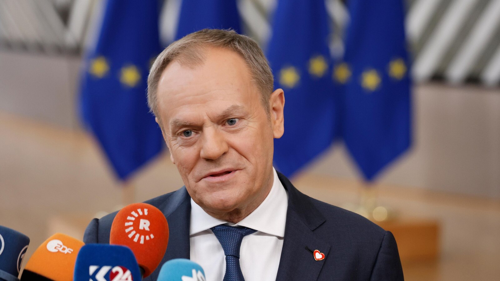 Poland's Tusk heads to France, Germany to strengthen alliance as fears grow over Russia and Trump