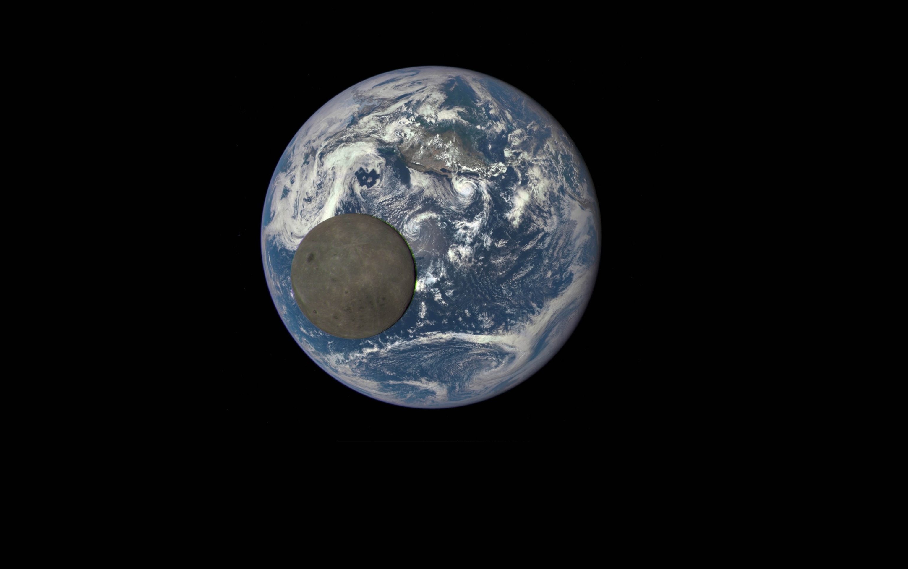 PHOTO: Far Side Of the Moon PIctured Orbiting Earth