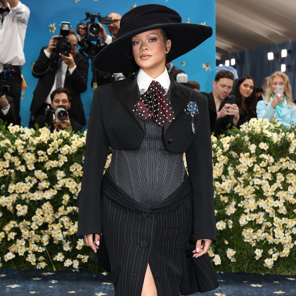 Rihanna, A$AP Rocky expecting 3rd child, rapper confirms at 2025 Met Gala -  ABC News