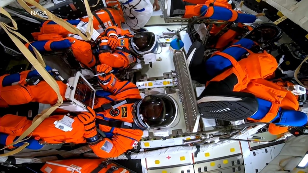 Video Historic Artemis II mission to the moon manned with 4 astronauts