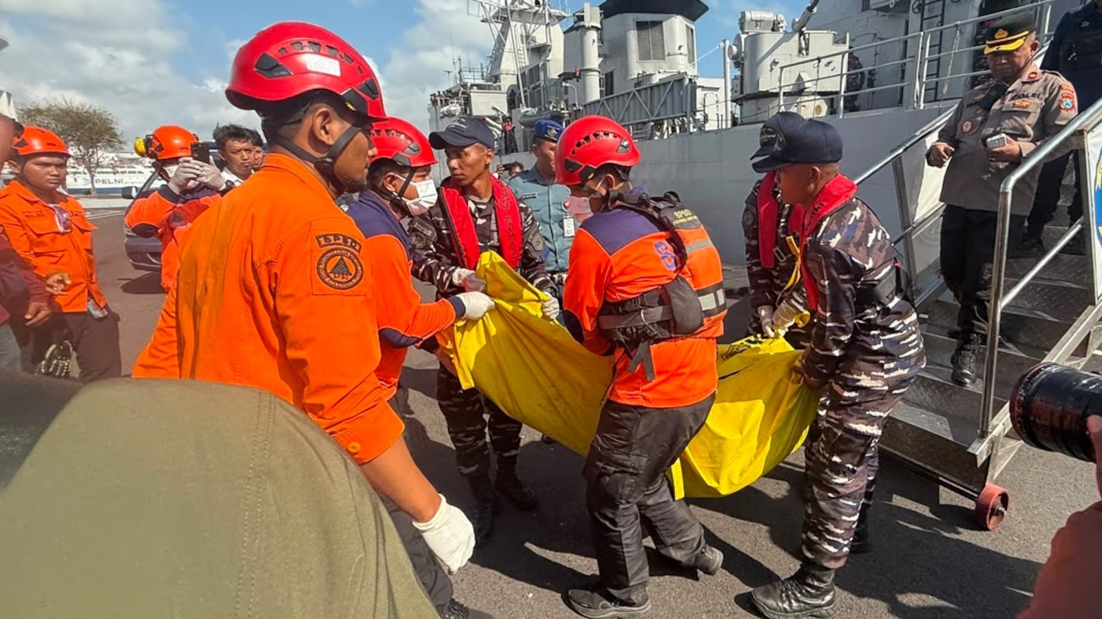 Number of people missing unknown after ferry fire that killed 5, rescuers say