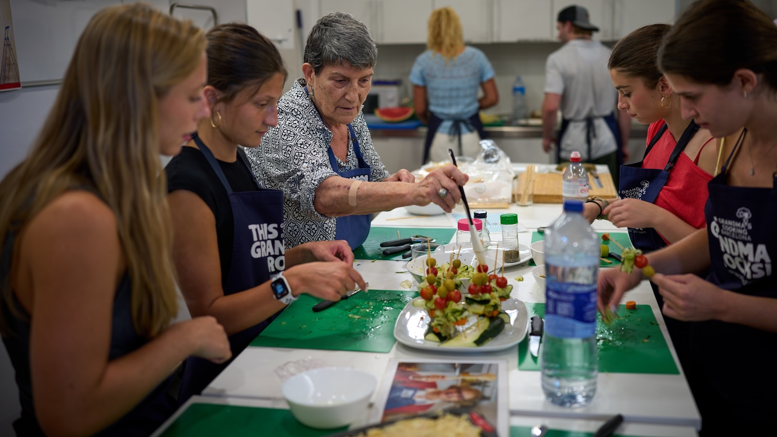 „Бабите“ в Барселона предлагат готварска мъдрост. И сами да намерят храна