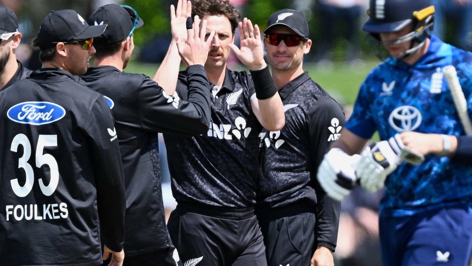 Former England Coach Predicts England 5-0 Ashes Sweep in Australia