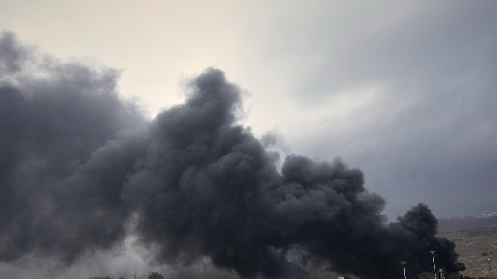  Trump’s ‘roaring’ economy meets a rough start to 2026: What the latest numbers show