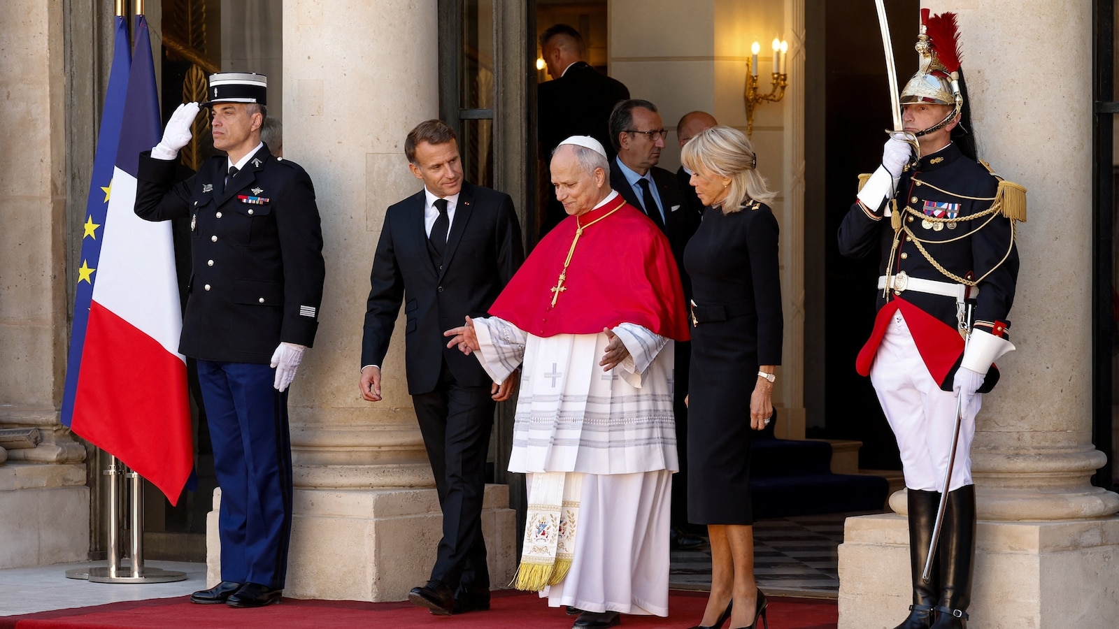 Pope Leo has embarked on a historic four-day papal visit to France. ▻