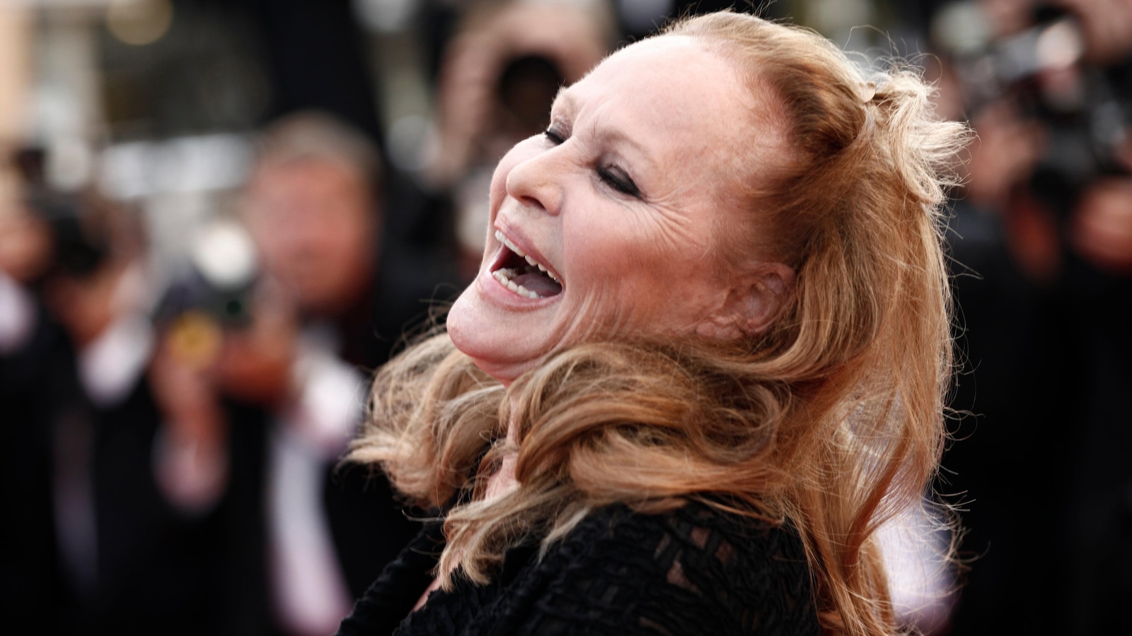 إيطاليا تصادر الملايين من الأصول المسروقة من النجمة المشاركة في فيلم بوند، أورسولا أندريس