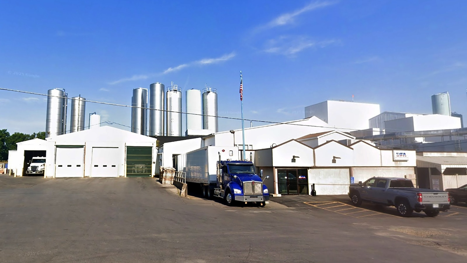 4 injured in electrical incident at Dairy Farmers of America facility in Pennsylvania